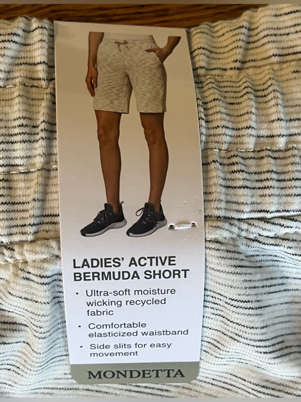 Mondetta Ladies Active Bermuda Short. Size medium. New with tags. - Picture 11 of 13